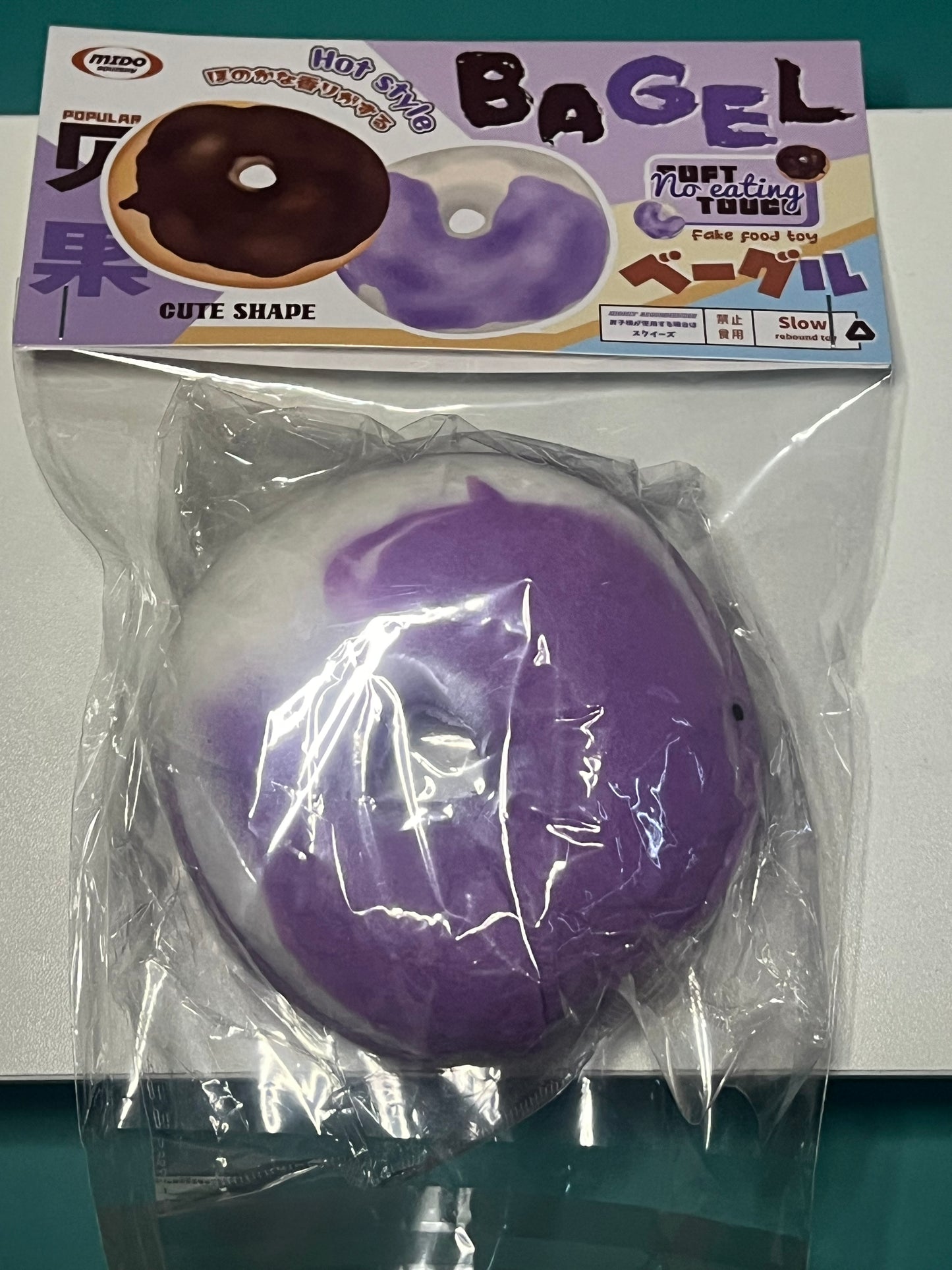 MIDO sticky bagel slow rise foam squishy